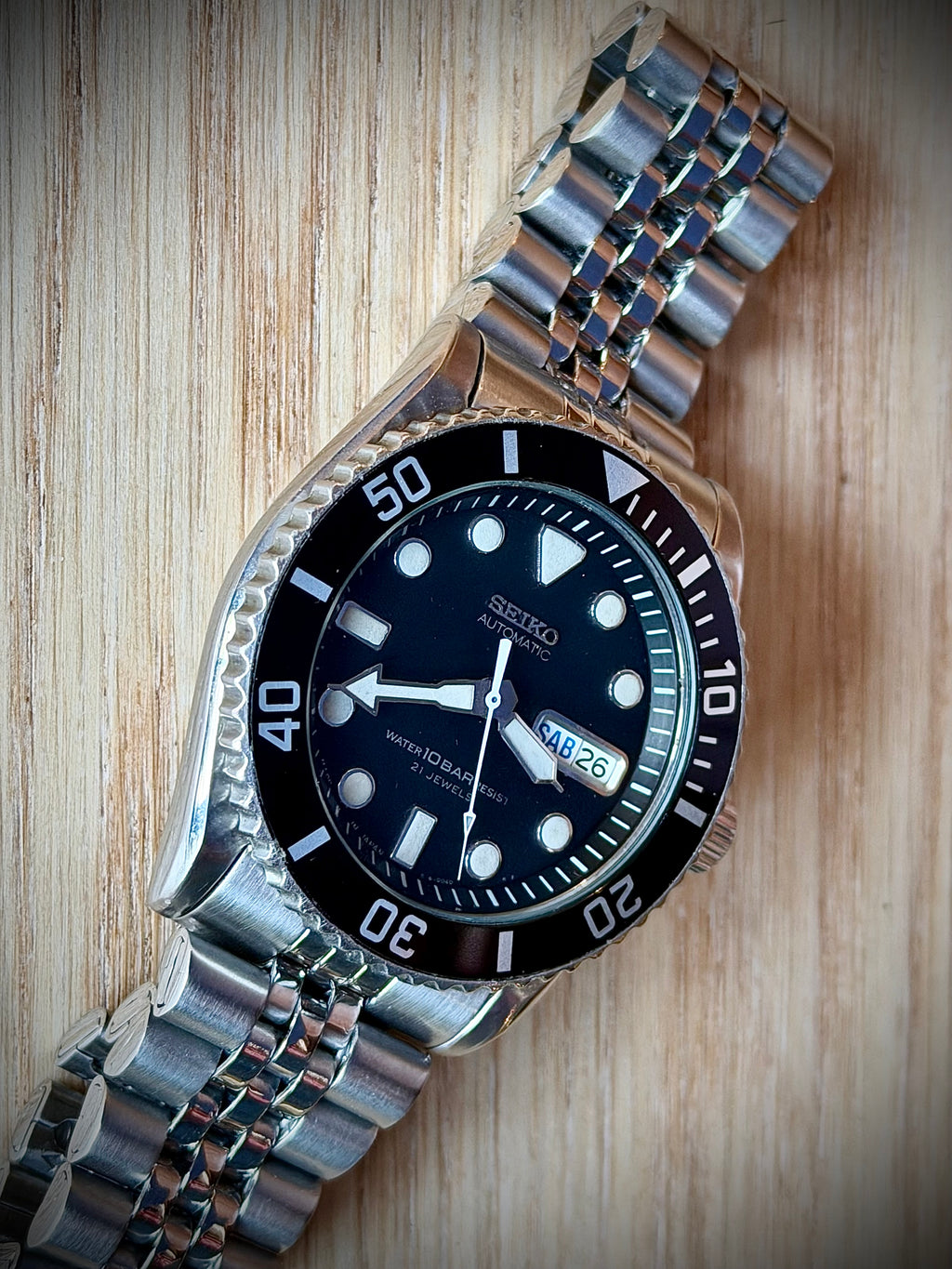 Seiko “Submariner” SKX031J 100m Sports Watch