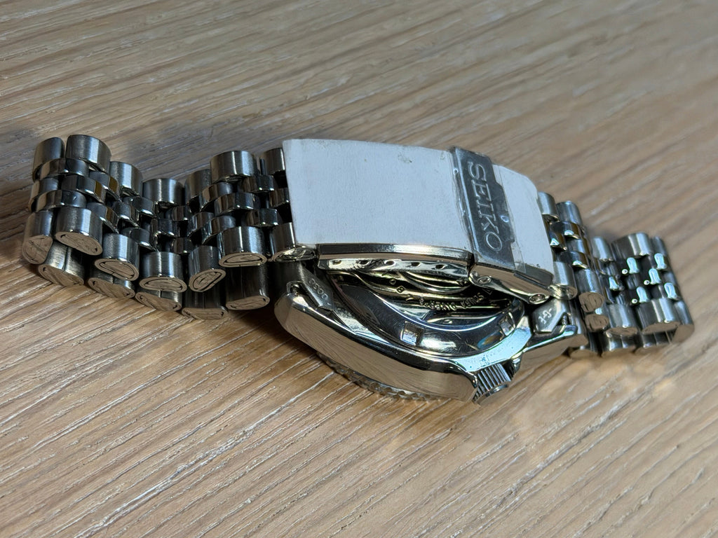 Seiko SKX015K2