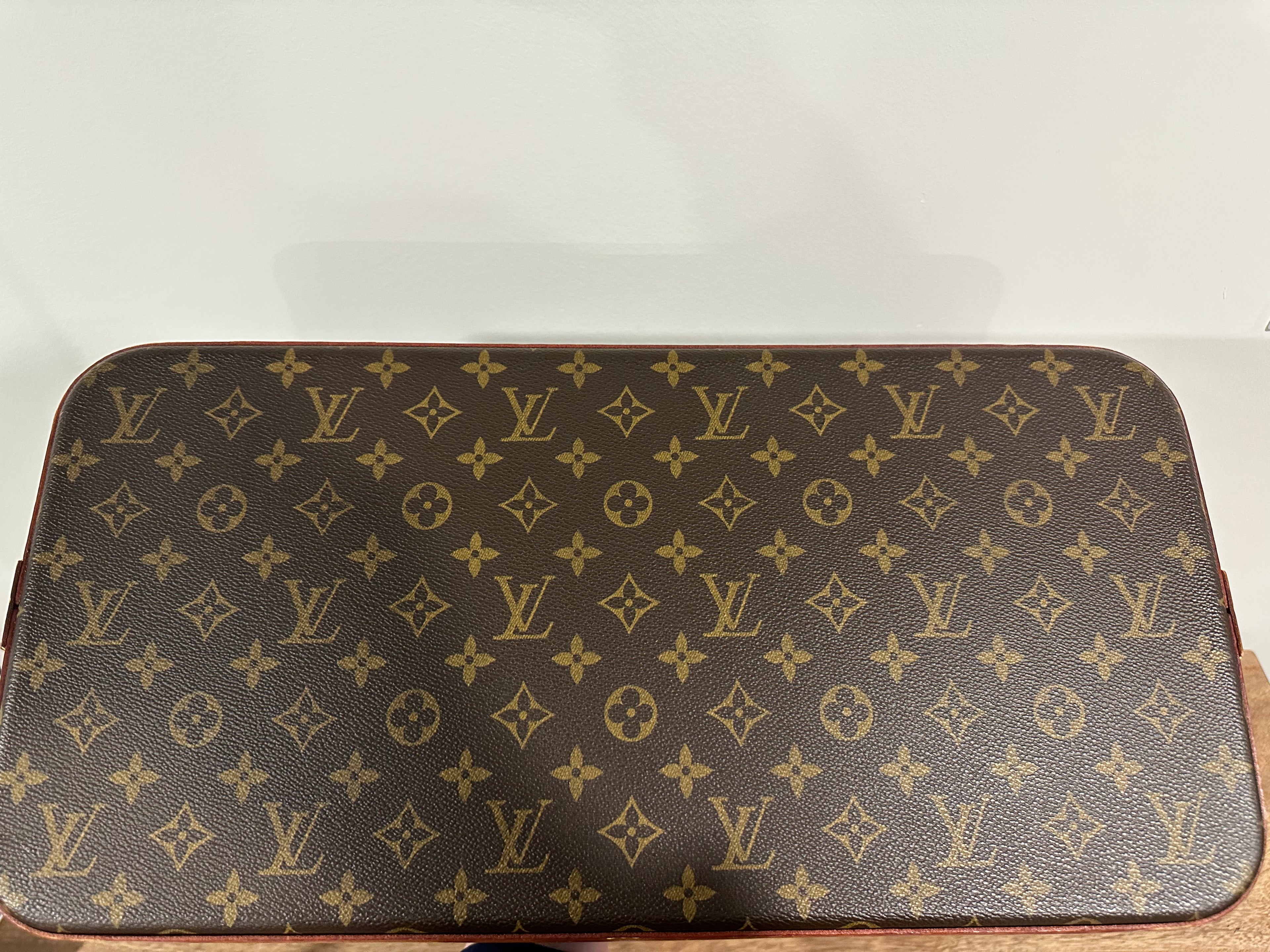 Authenticated | Vintage Louis Vuitton | Monogram Alma Voyage GM